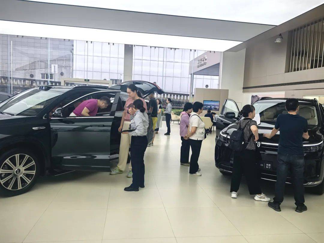 端午假期兩江新區(qū)新能源汽車(chē)銷(xiāo)售火爆，綠色出行漸成新風(fēng)尚
